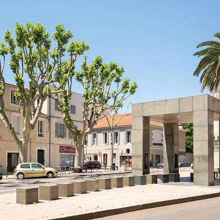LE DOMUS TITUS spacieux T2 à 5 minutes de la gare Nîmes Esterno foto